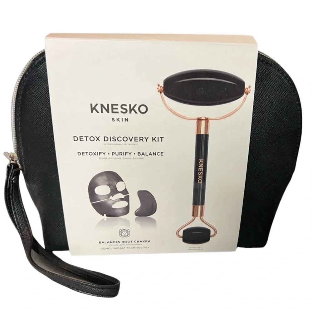 BLACK PEARL DETOX
COLLAGEN  MASK & OBSIDIAN
GEMSTONE ROLLER
DISCOVERY KIT